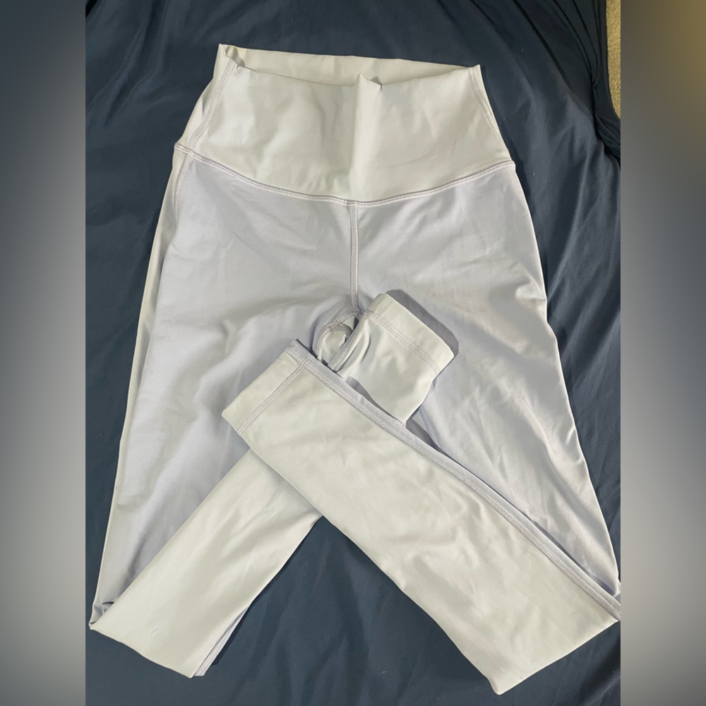 Lululemon tights size 4
